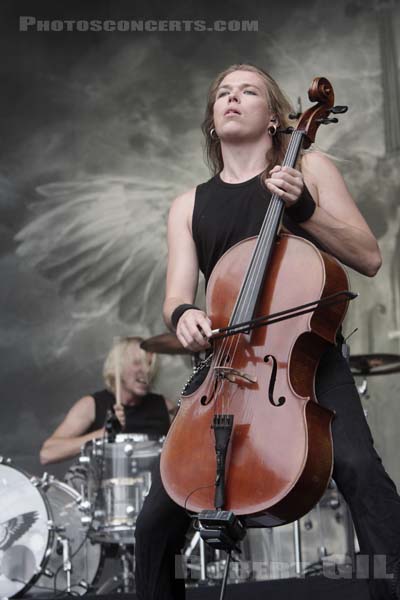 APOCALYPTICA - 2008-08-28 - SAINT CLOUD - Domaine National - Grande Scene - 